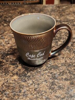 Like New My Cafe Cape Cod Massachusetts Ceramic Coffee Mug - Iridescent Brown